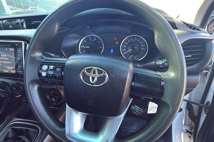 2018 Toyota Hilux SR