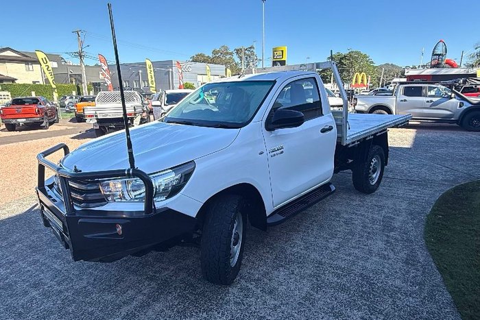 2018 Toyota Hilux SR