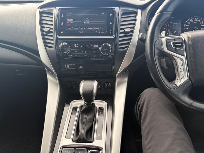 2016 Mitsubishi Pajero Sport Exceed
