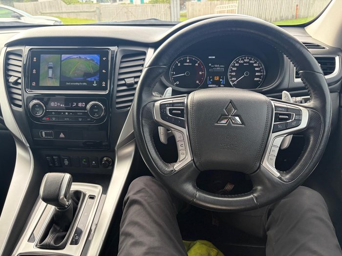 2016 Mitsubishi Pajero Sport Exceed