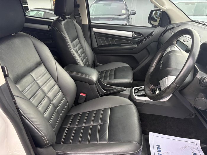 2018 Isuzu MU-X LS-T