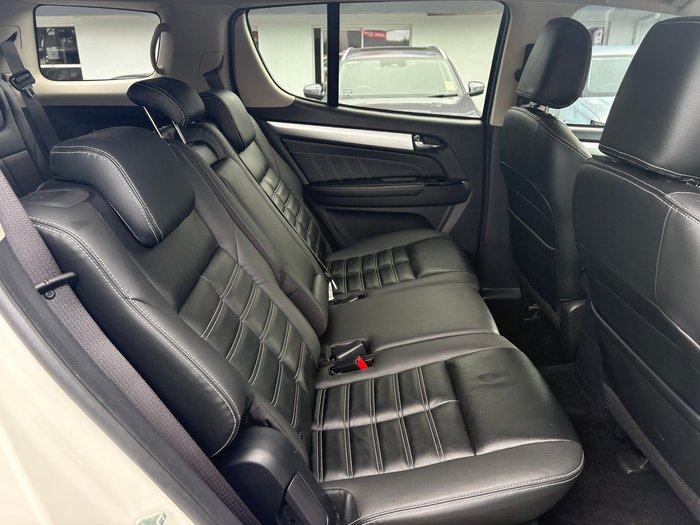 2018 Isuzu MU-X LS-T