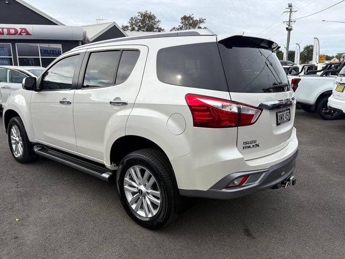 2018 Isuzu MU-X LS-T