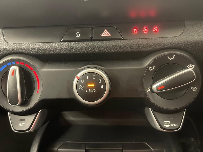 2023 Kia Stonic S YB MY23 Clear White
