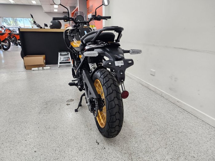 2026 Royal Enfield HIMALAYAN 450 Black