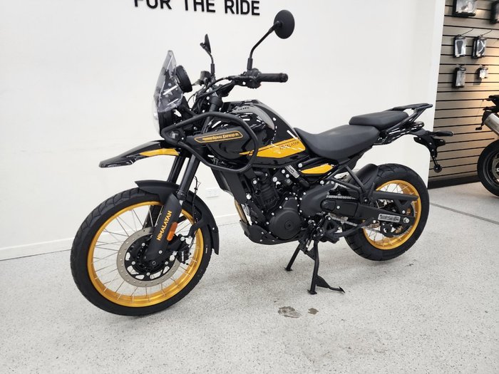 2026 Royal Enfield HIMALAYAN 450 Black