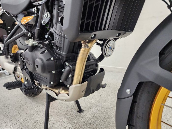 2026 Royal Enfield HIMALAYAN 450 Black
