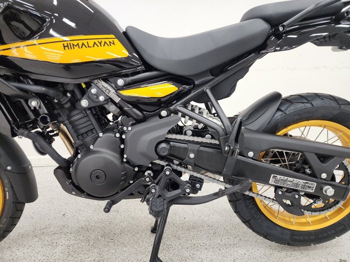 2026 Royal Enfield HIMALAYAN 450 Black