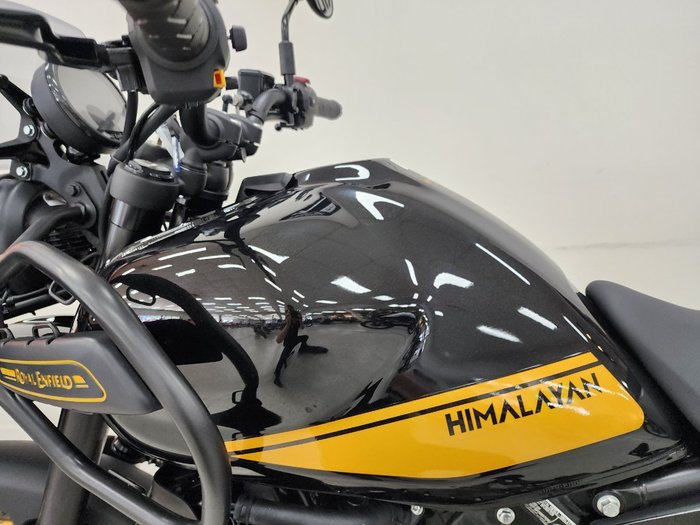 2026 Royal Enfield HIMALAYAN 450 Black