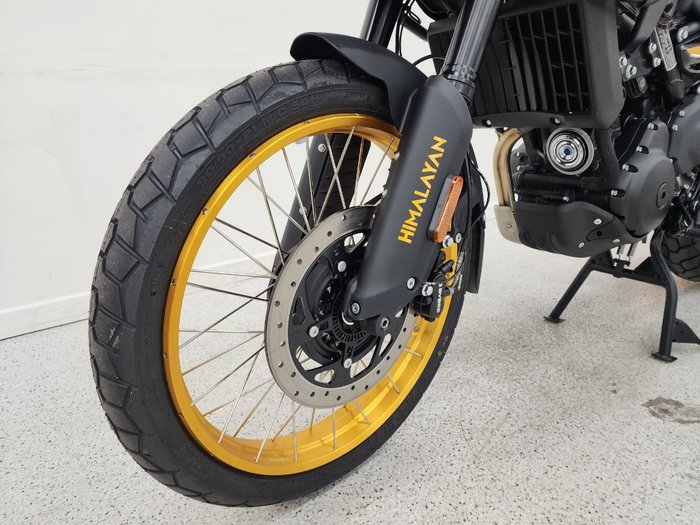 2026 Royal Enfield HIMALAYAN 450 Black