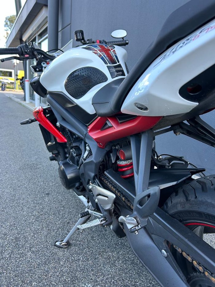 2015 Triumph Street Triple R ABS Street Triple White