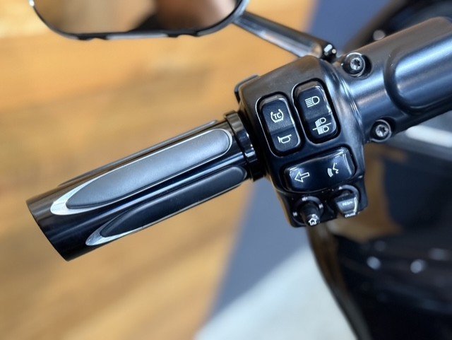 2023 HARLEY-DAVIDSON FLTRXS ROAD GLIDE SPECIAL