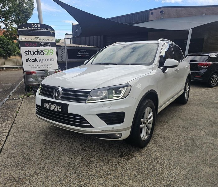 2017 Volkswagen Touareg 150TDI Element 7P MY18 Four Wheel Drive Pure White
