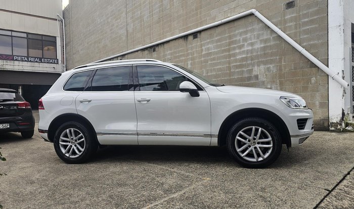 2017 Volkswagen Touareg 150TDI Element 7P MY18 Four Wheel Drive Pure White