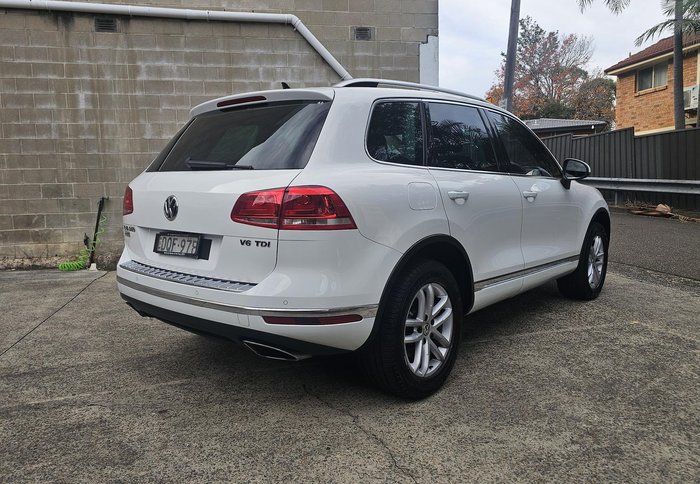 2017 Volkswagen Touareg 150TDI Element 7P MY18 Four Wheel Drive Pure White