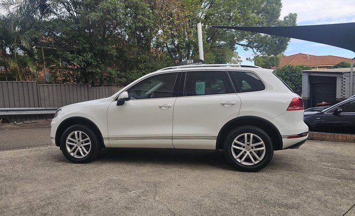 2017 Volkswagen Touareg 150TDI Element 7P MY18 Four Wheel Drive Pure White