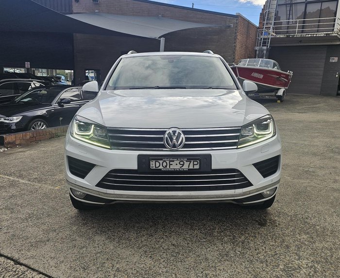 2017 Volkswagen Touareg 150TDI Element 7P MY18 Four Wheel Drive Pure White