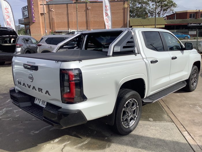 2026 Nissan Navara ST-X