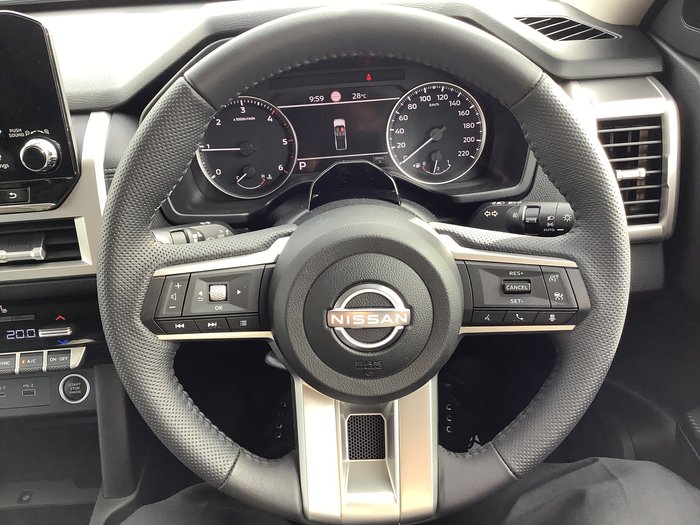 2026 Nissan Navara ST-X
