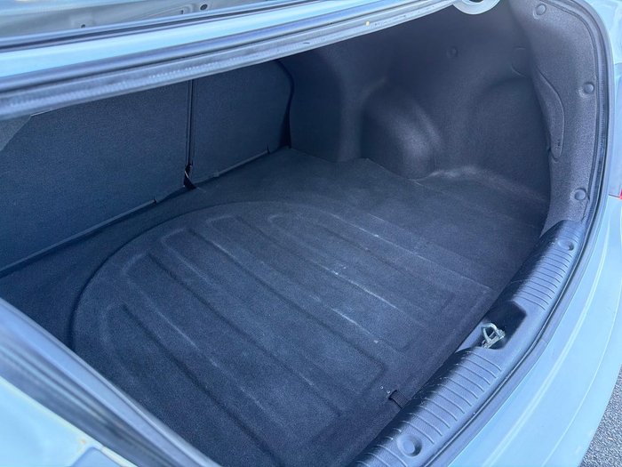 2013 Hyundai Accent Active