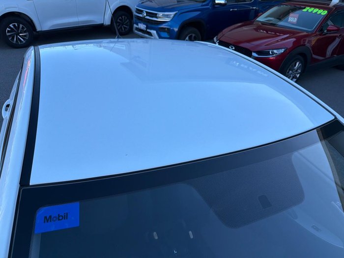 2013 Hyundai Accent Active