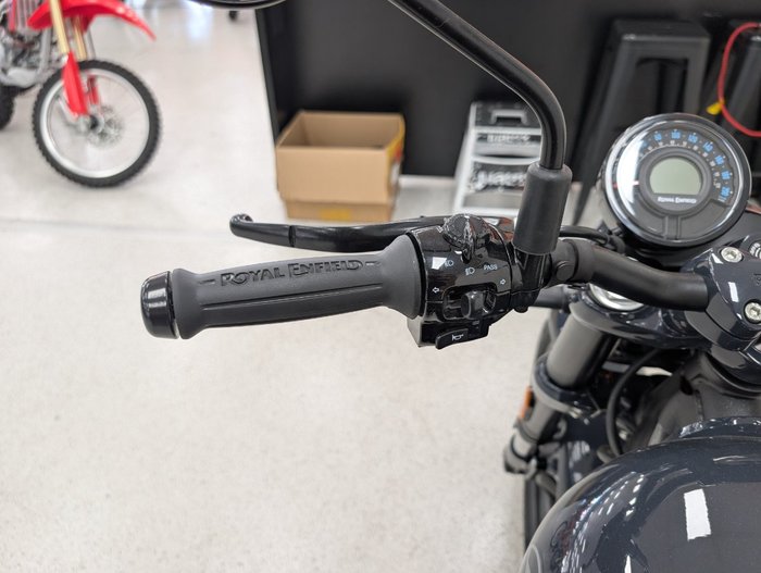2025 Royal Enfield SHOTGUN 650 grey