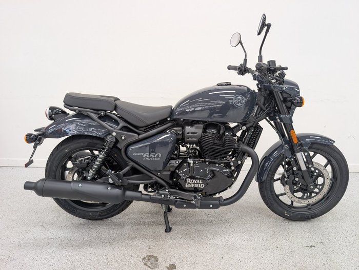 2025 Royal Enfield SHOTGUN 650 grey
