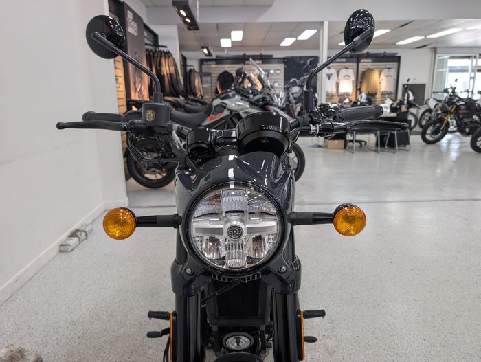 2025 Royal Enfield SHOTGUN 650 grey