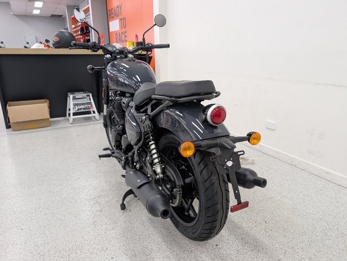 2025 Royal Enfield SHOTGUN 650 grey