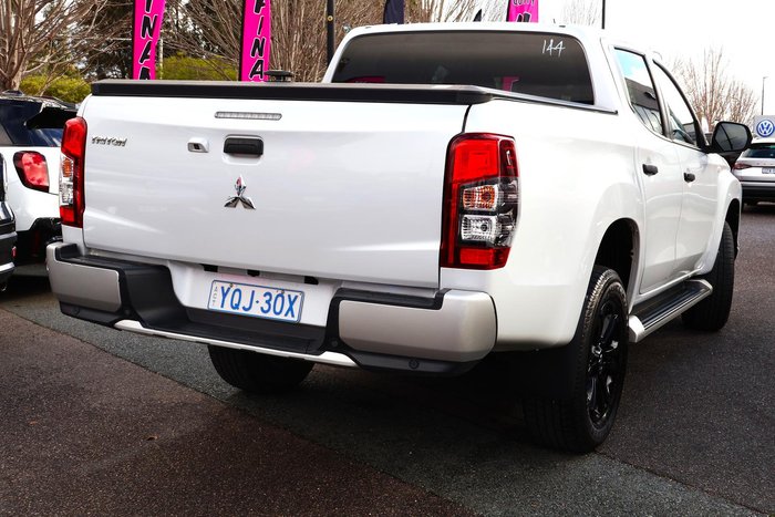 2022 Mitsubishi Triton GLX-R