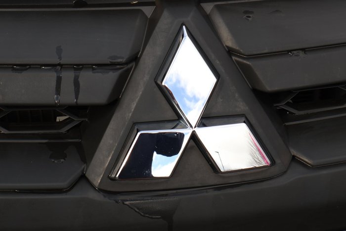 2022 Mitsubishi Triton GLX-R