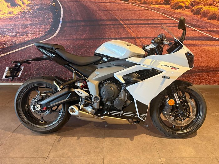 2024 Triumph Daytona 660 LAMS Daytona White