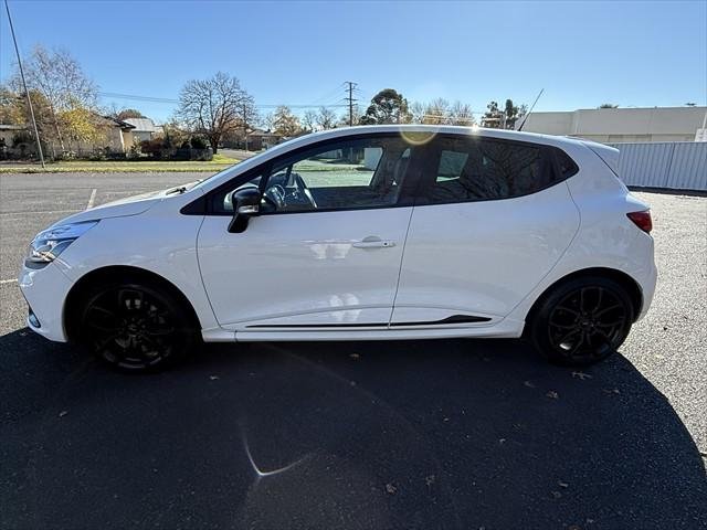2016 Renault Clio R.S. 200 Sport
