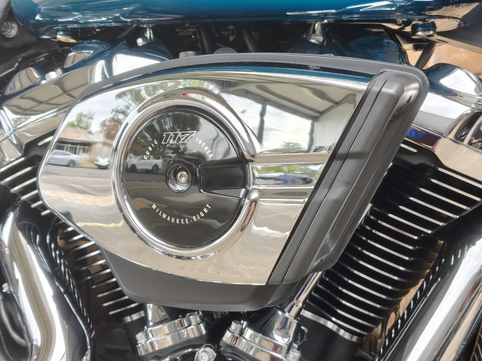 2026 HARLEY-DAVIDSON BREAKOUT 117 (FXBR) ROAD TEAL THUNDER