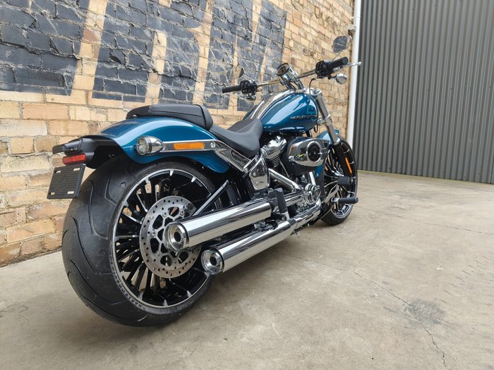 2026 HARLEY-DAVIDSON BREAKOUT 117 (FXBR) ROAD TEAL THUNDER
