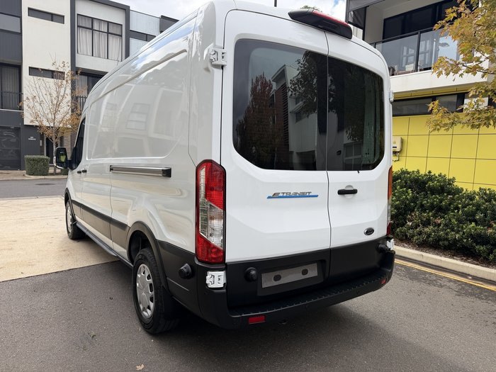 2023 Ford E-Transit 420L