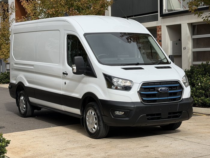2023 Ford E-Transit 420L
