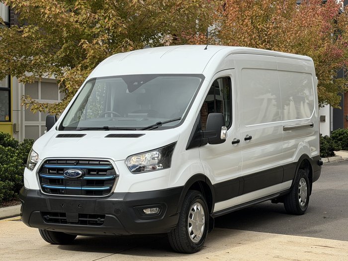 2023 Ford E-Transit 420L