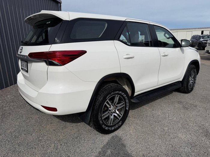 2022 Toyota Fortuner GX