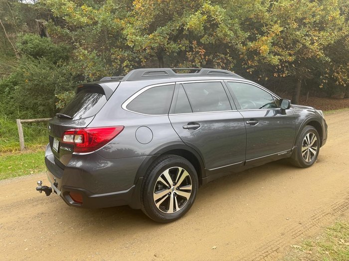 2020 Subaru Outback 2.5i Premium