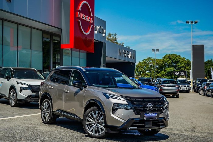 2026 Nissan X-TRAIL Ti-L e-POWER T33 MY26 Four Wheel Drive Champagne Silver/Black Roof