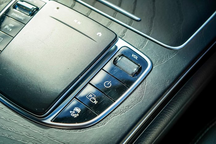 2021 Mercedes-Benz GLC-Class GLC300