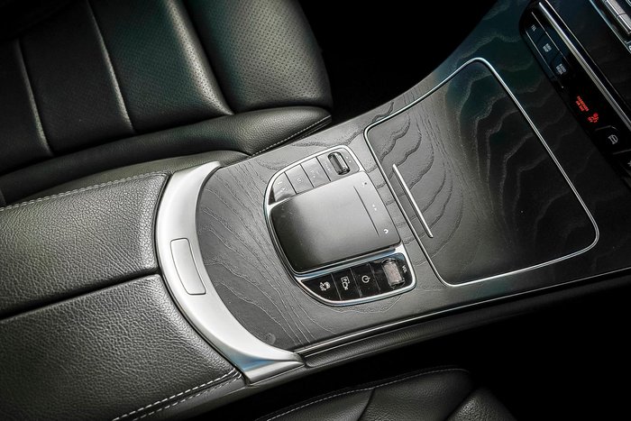 2021 Mercedes-Benz GLC-Class GLC300