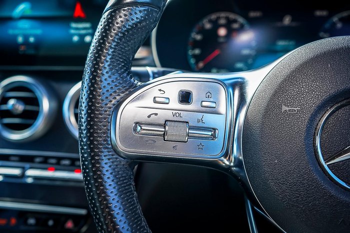 2021 Mercedes-Benz GLC-Class GLC300