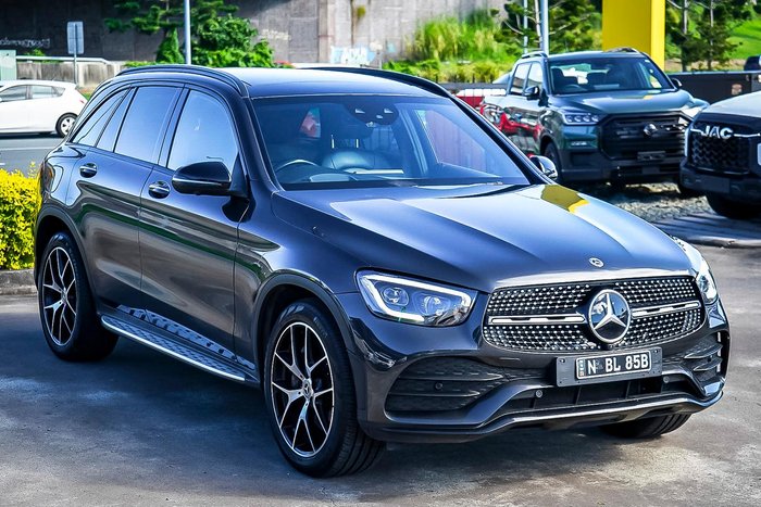 2021 Mercedes-Benz GLC-Class GLC300