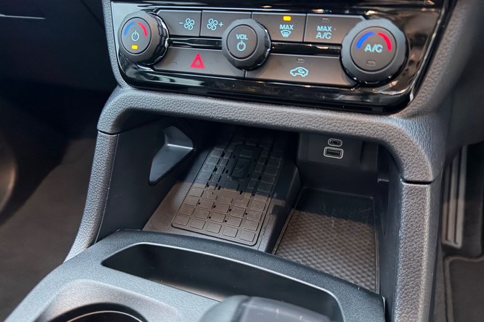 2025 Ford Everest Sport