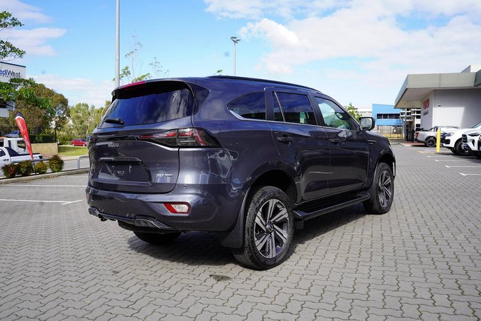 2025 Isuzu MU-X LS-T