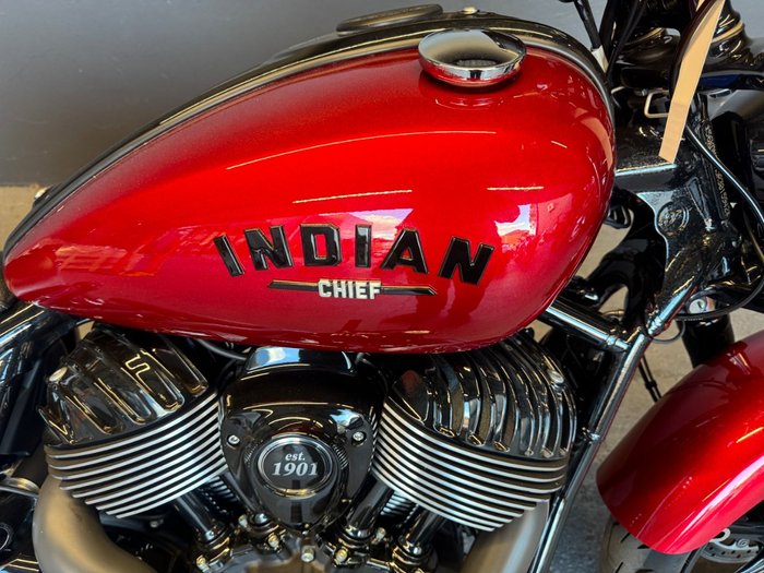 2024 Indian CHIEF DARK HORSE