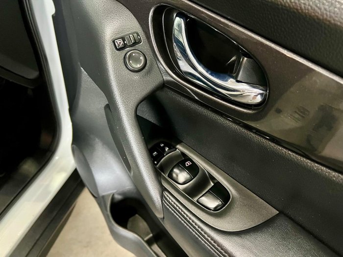 2018 Nissan X-TRAIL ST