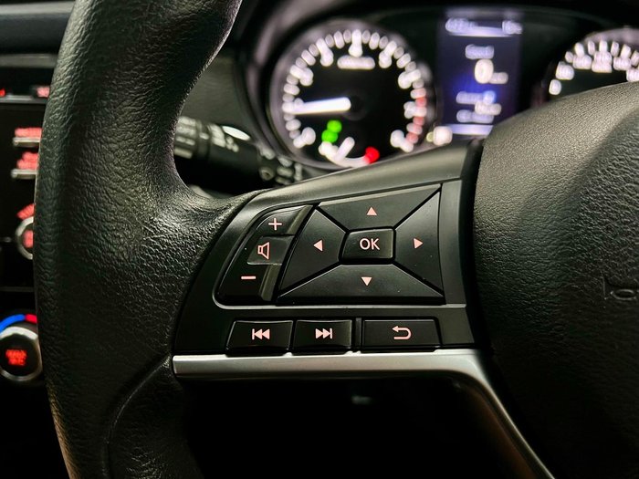 2018 Nissan X-TRAIL ST
